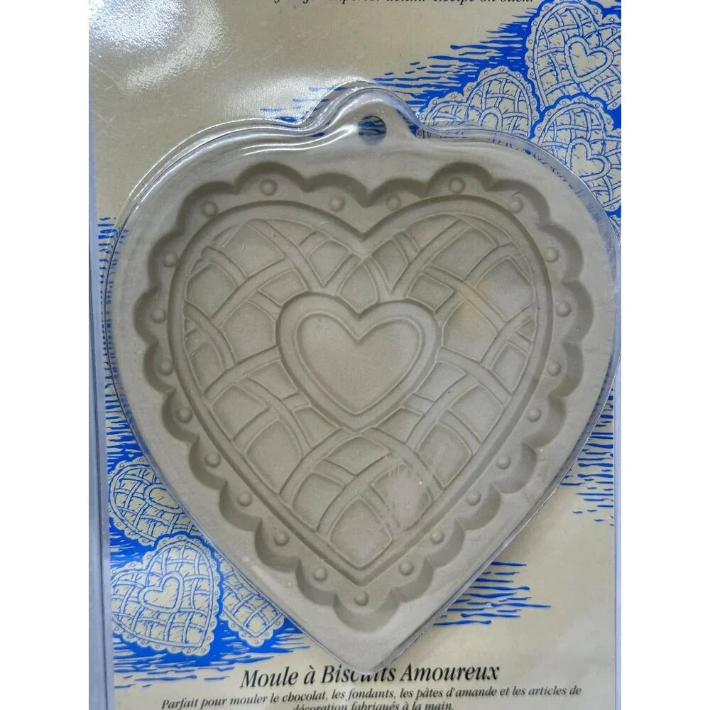 NEW Wilton Cookie Mold Set 2 Santa & Heart Valentine 6